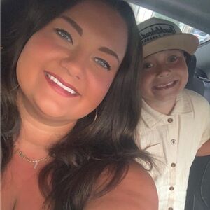 Meet your Posher, Caroline